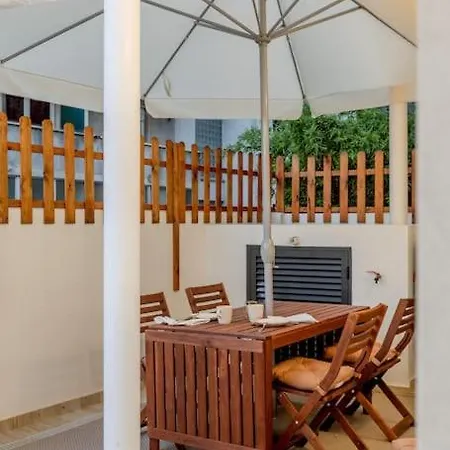 Lapa - 3 Bedroom With Hot Tub Lisbona