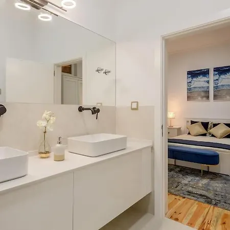 Lapa - 3 Bedroom With Hot Tub Apartmán