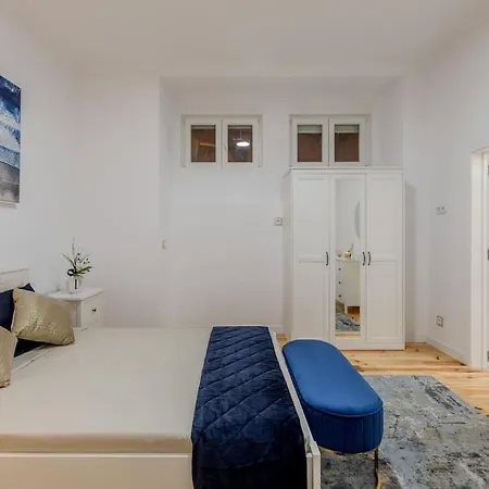 Lapa - 3 Bedroom With Hot Tub Apartmán *