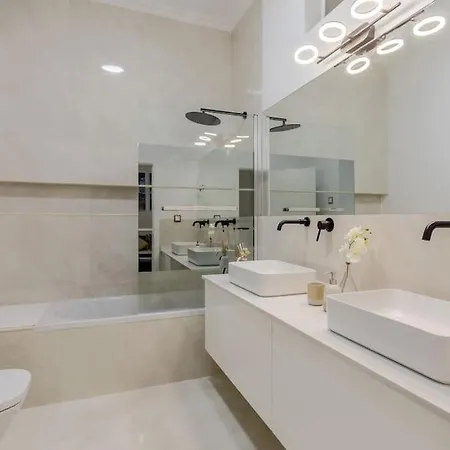 Lapa - 3 Bedroom With Hot Tub Лиссабон